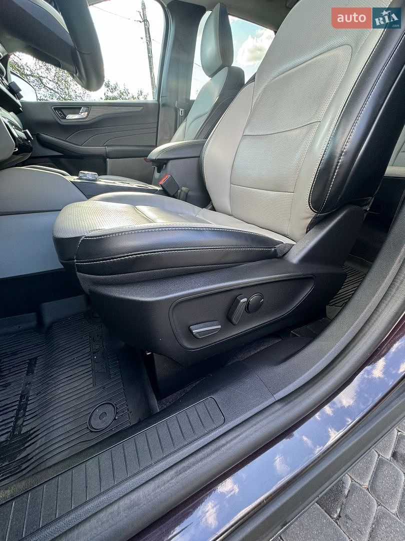 Ford Escape 2023 VIN 1FMCU9JZ0PUA14465 фото оголошення 45 з 61