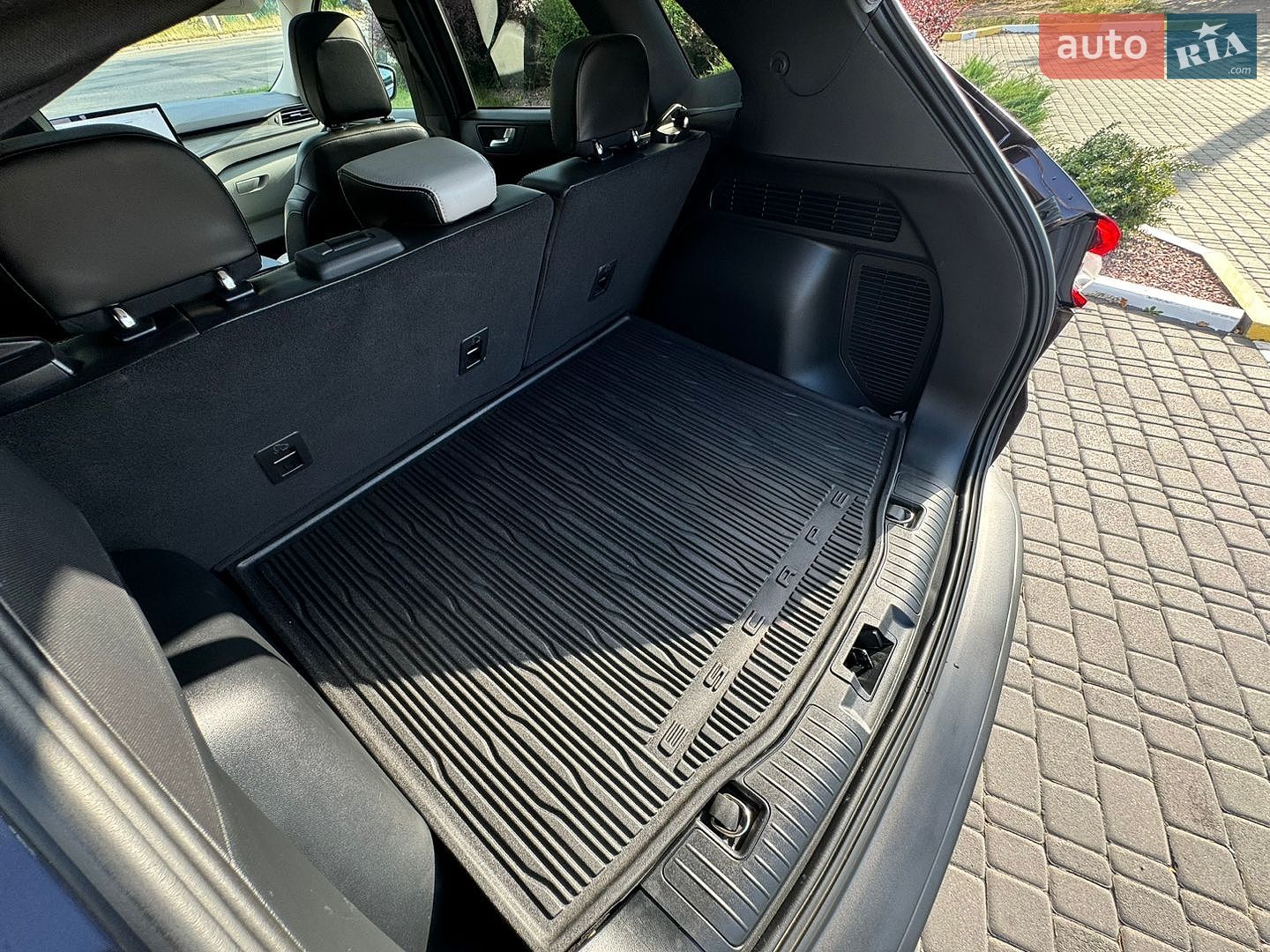 Ford Escape 2023 VIN 1FMCU9JZ0PUA14465 фото оголошення 50 з 61