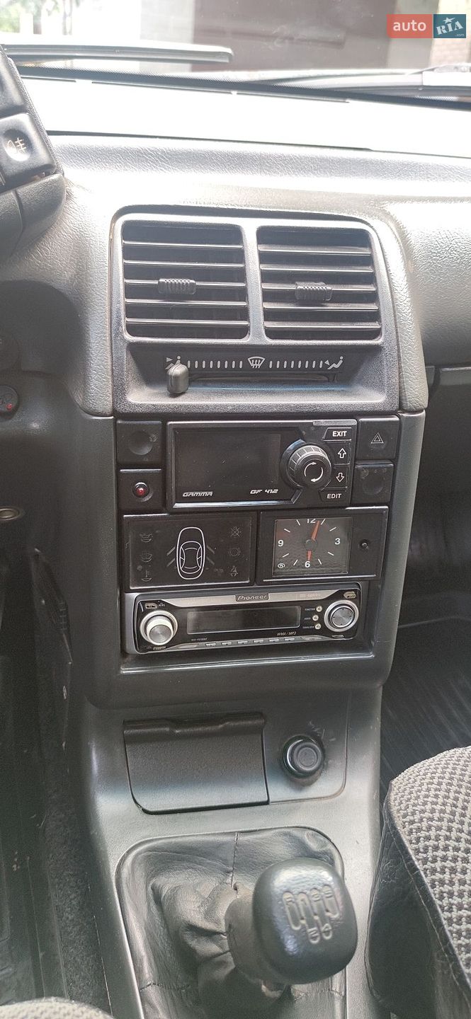 ВАЗ / Lada 2111 2004 VIN XTA21113040167128 фото оголошення 12 з 19