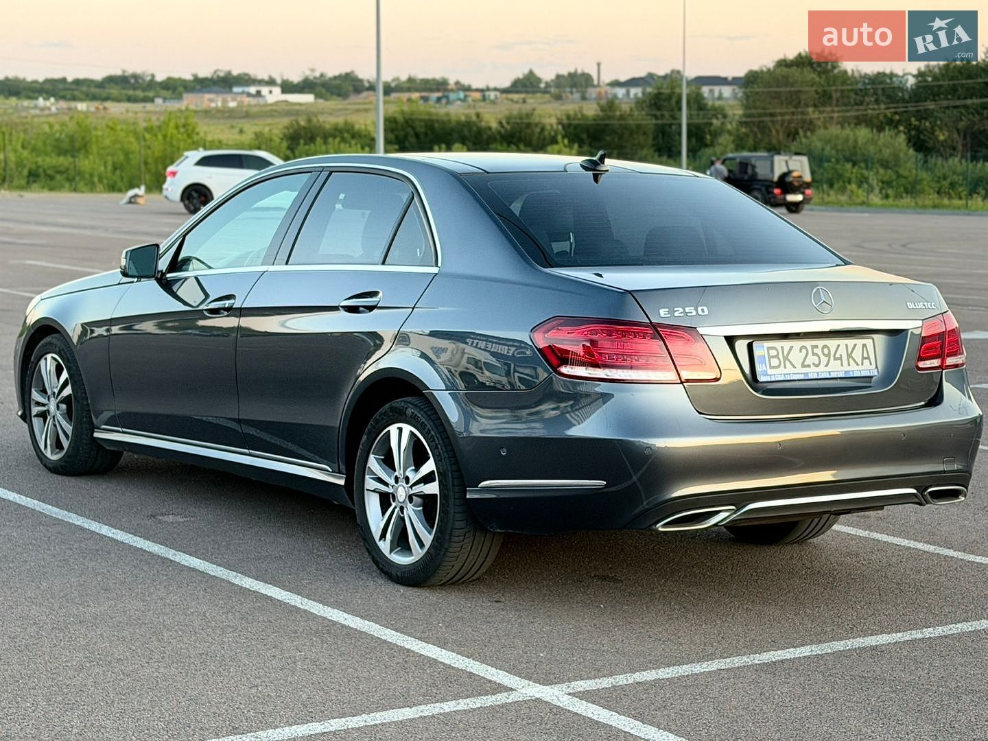 Mercedes-Benz E-Class 2013 VIN WDDHF9HB1EA928905 фото оголошення 7 з 49