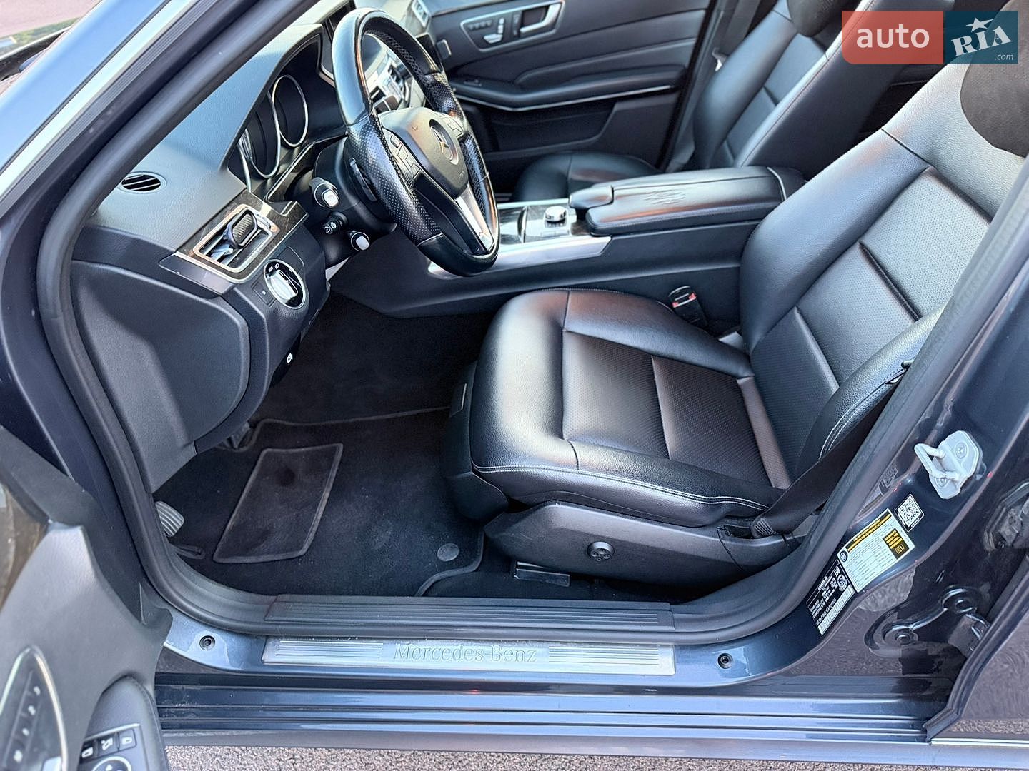 Mercedes-Benz E-Class 2013 VIN WDDHF9HB1EA928905 фото оголошення 19 з 49