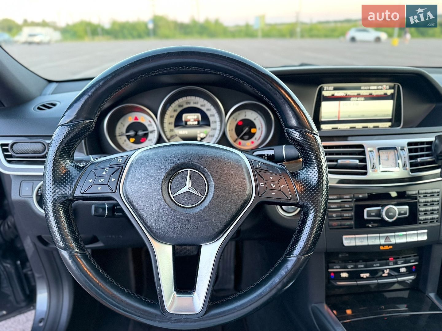Mercedes-Benz E-Class 2013 VIN WDDHF9HB1EA928905 фото оголошення 25 з 49