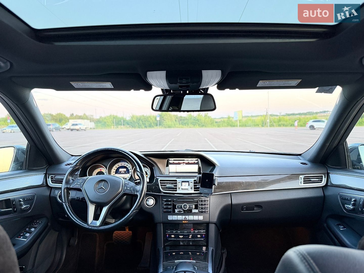 Mercedes-Benz E-Class 2013 VIN WDDHF9HB1EA928905 фото оголошення 38 з 49