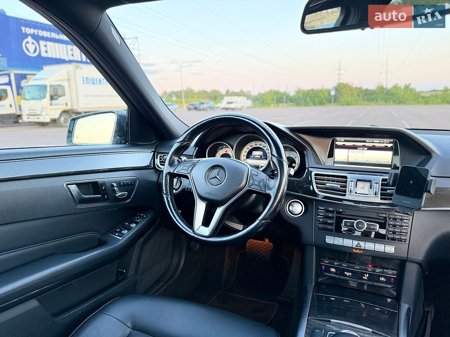 Mercedes-Benz E-Class 2013 VIN WDDHF9HB1EA928905 фото оголошення 40 з 49