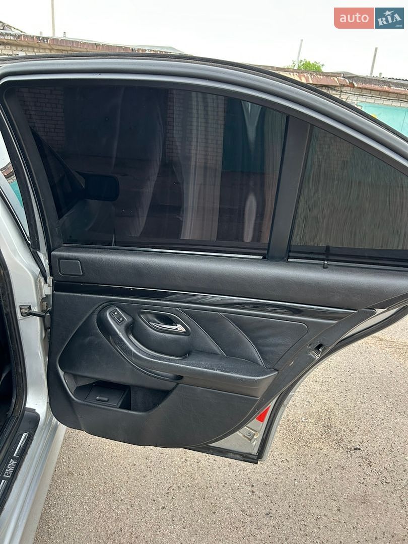 BMW 5 Series 2000 VIN WBADL81000GX38150 фото оголошення 8 з 22