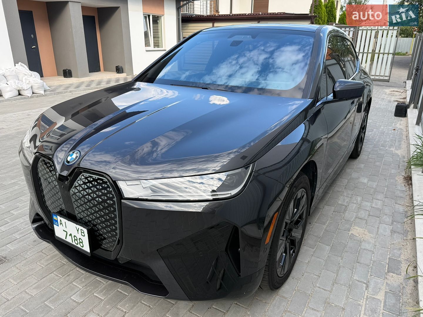 BMW IX 2023 VIN WB523CF02RCR19806 фото оголошення 3 з 39