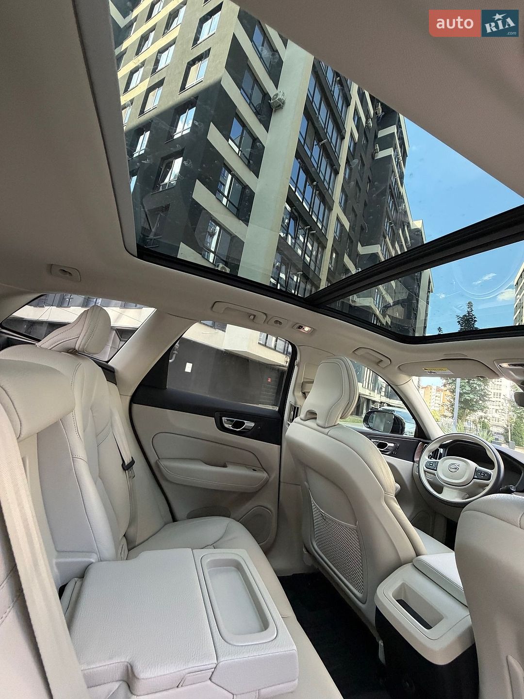 Volvo Xc60 2021 VIN YV4102DK8M1697538 фото оголошення 24 з 41
