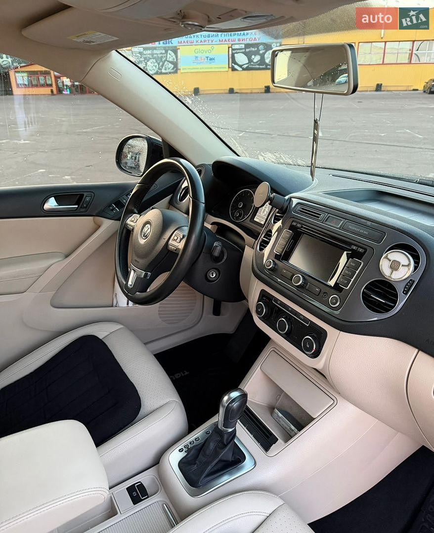 Volkswagen Tiguan 2012 VIN WVGBV7AX5CW609368 фото оголошення 6 з 26