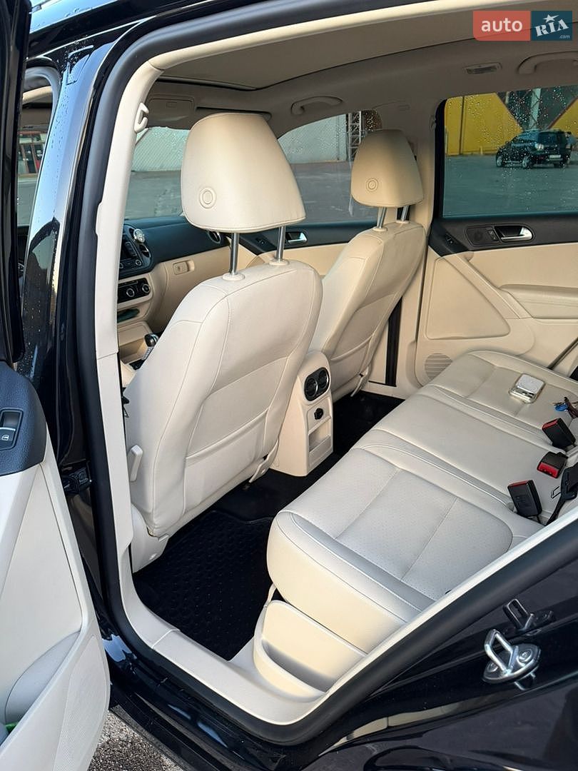 Volkswagen Tiguan 2012 VIN WVGBV7AX5CW609368 фото оголошення 11 з 26