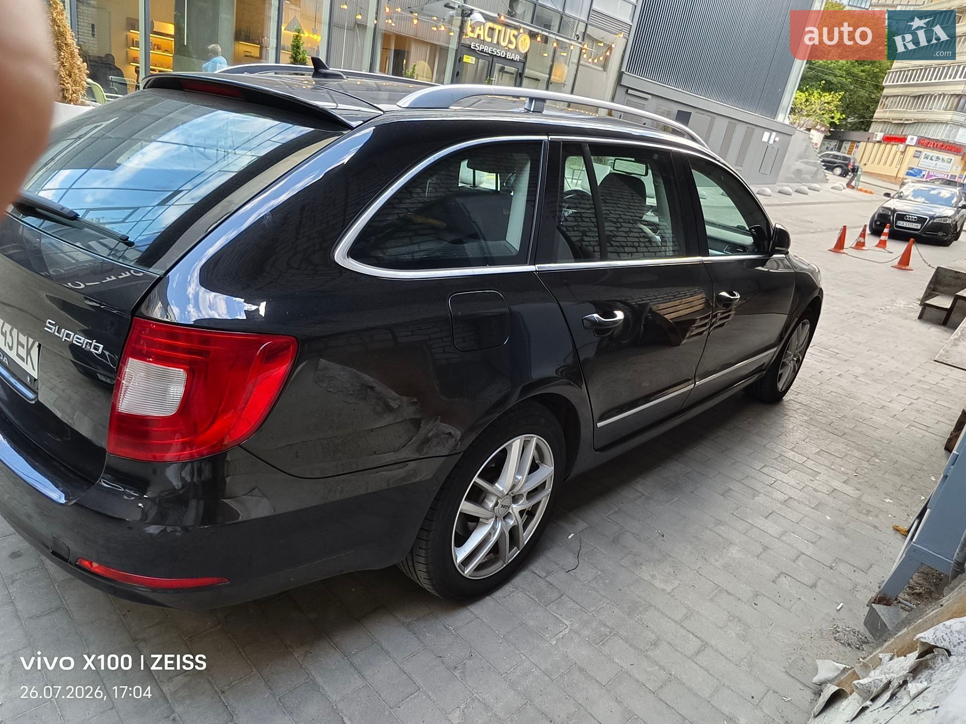 Skoda Superb 2010 VIN TMBLB73T8B9033350 фото оголошення 9 з 11