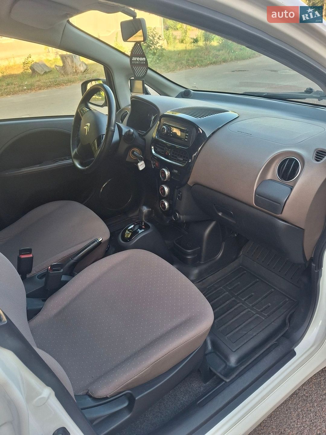 Citroen C-Zero 2014 VIN VF71NZKYZDU900988 фото оголошення 10 з 14