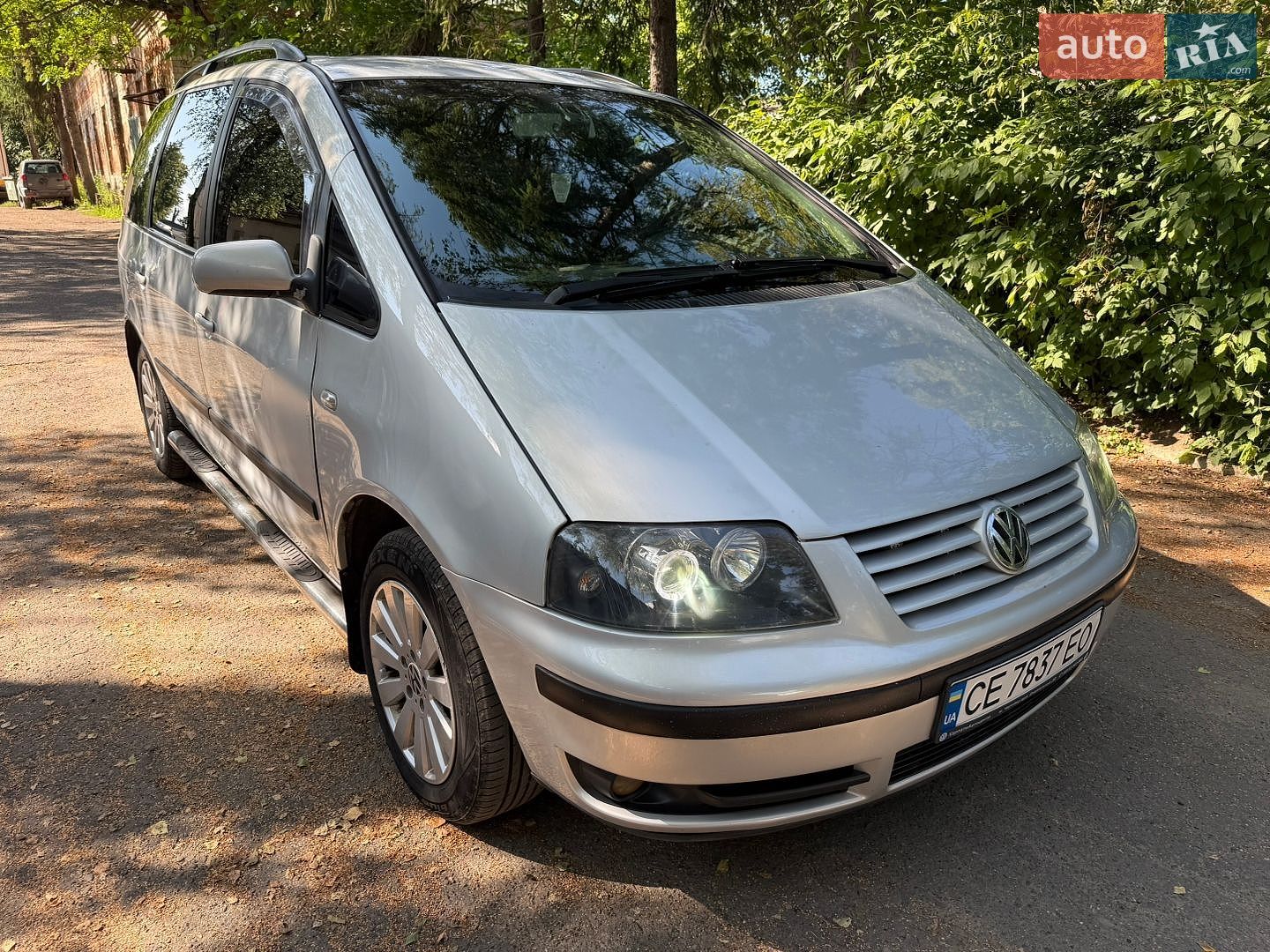 Volkswagen Sharan 2001 VIN WVWZZZ7MZ2V020062 фото оголошення 2 з 21