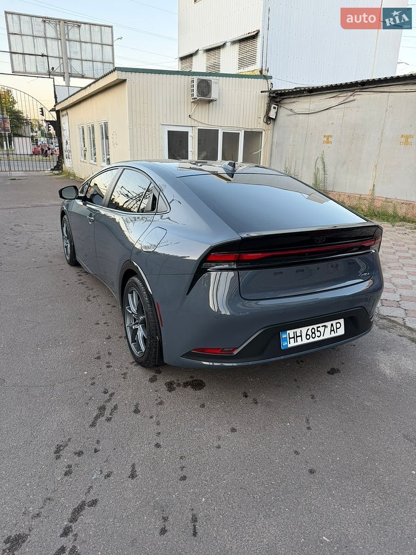 Toyota Prius 2023 VIN JTDACAAU0R3020859 фото оголошення 2 з 32
