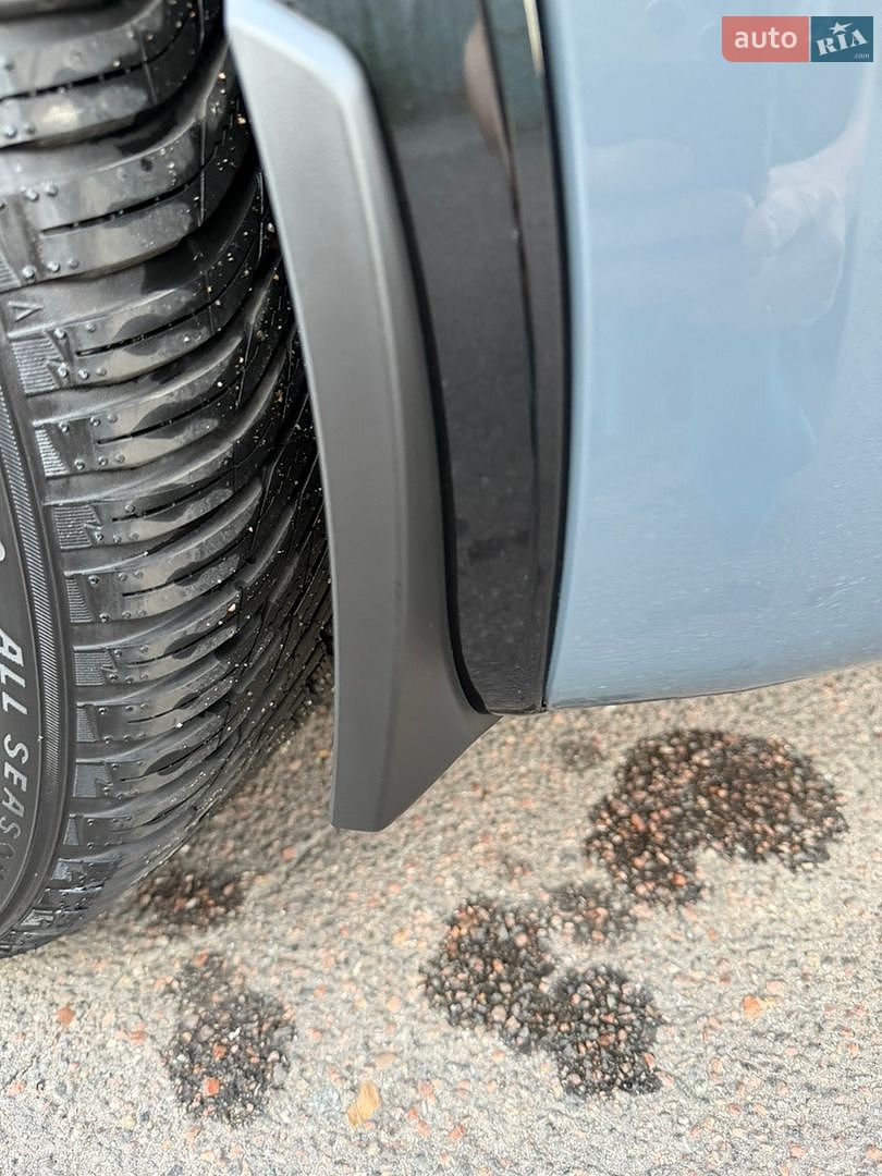 Toyota Prius 2023 VIN JTDACAAU0R3020859 фото оголошення 8 з 32