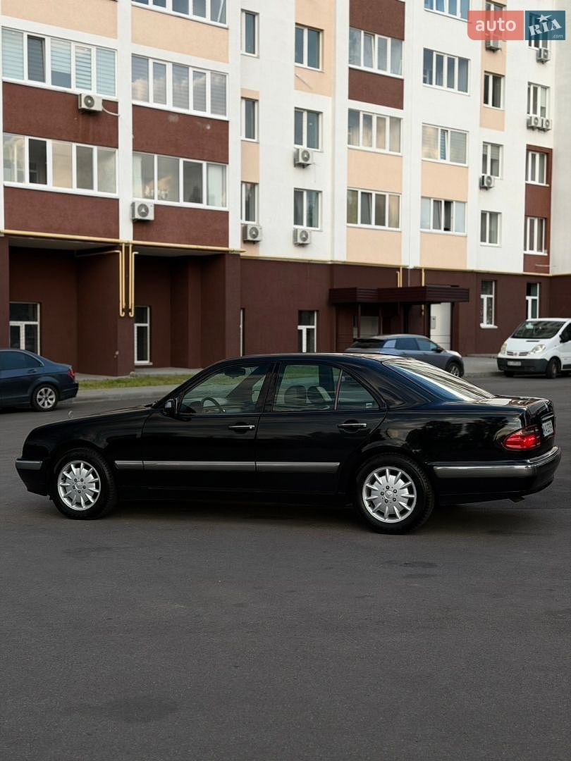 Mercedes-Benz E-Class 1998 VIN WDB2100351A830888 фото оголошення 10 з 36