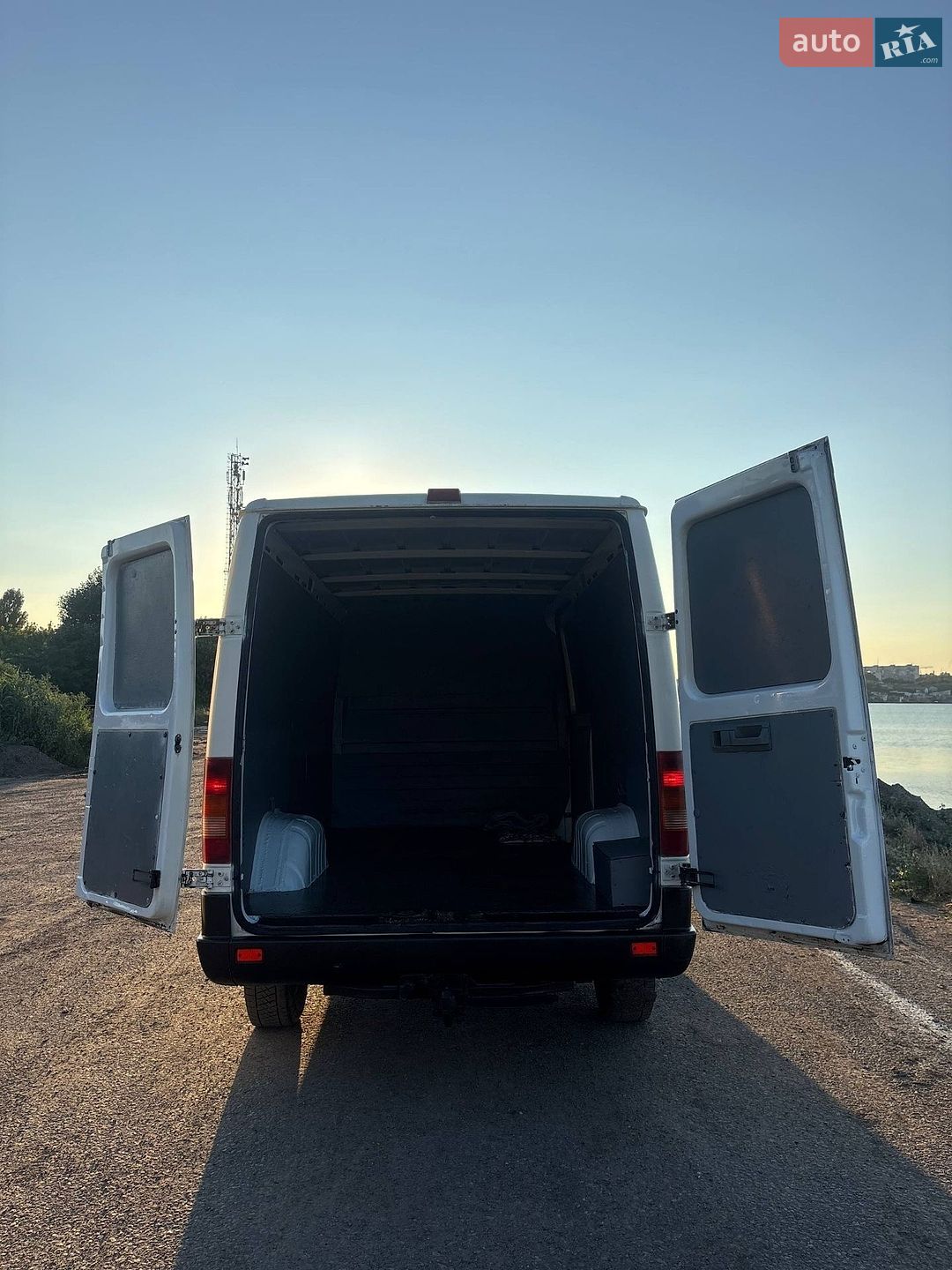 Volkswagen LT 2004 VIN WV1ZZZ2DZ4H027452 фото оголошення 3 з 20