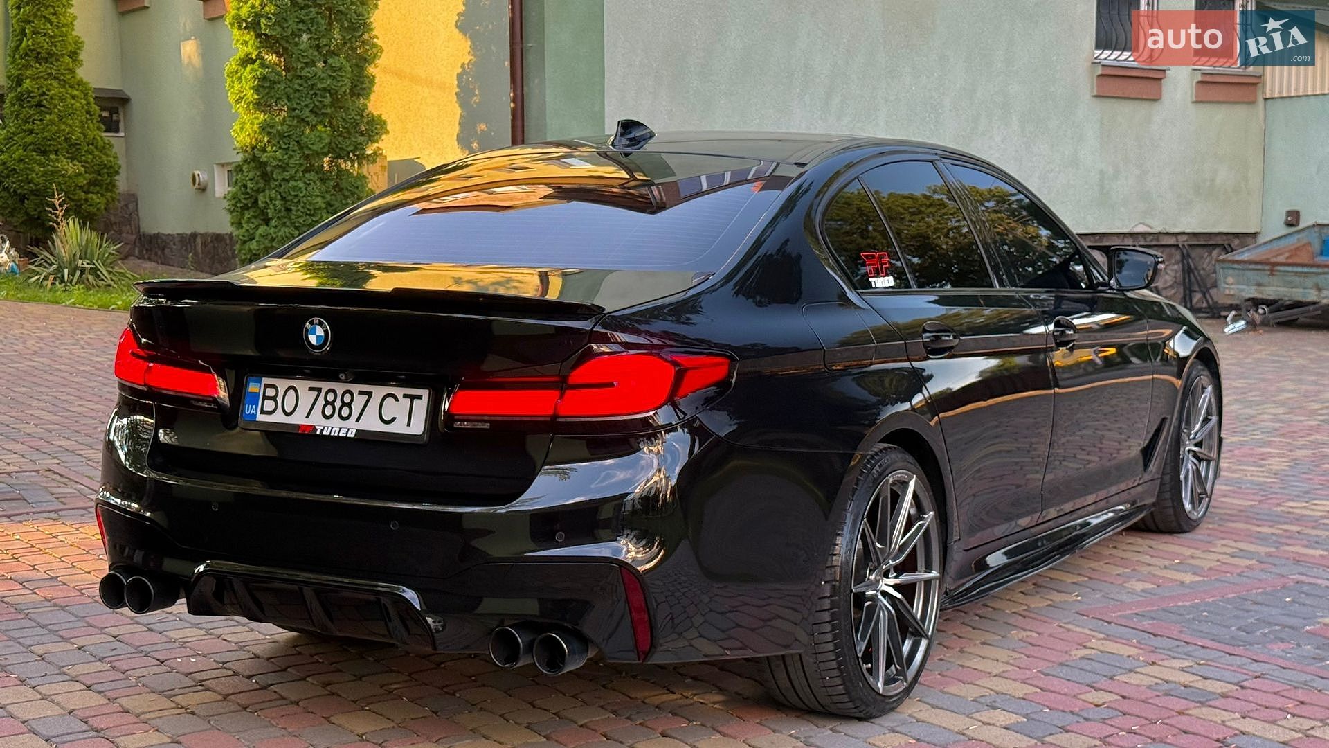 BMW 5 Series 2018 VIN WBAJA7C5XKG910246 фото оголошення 6 з 32