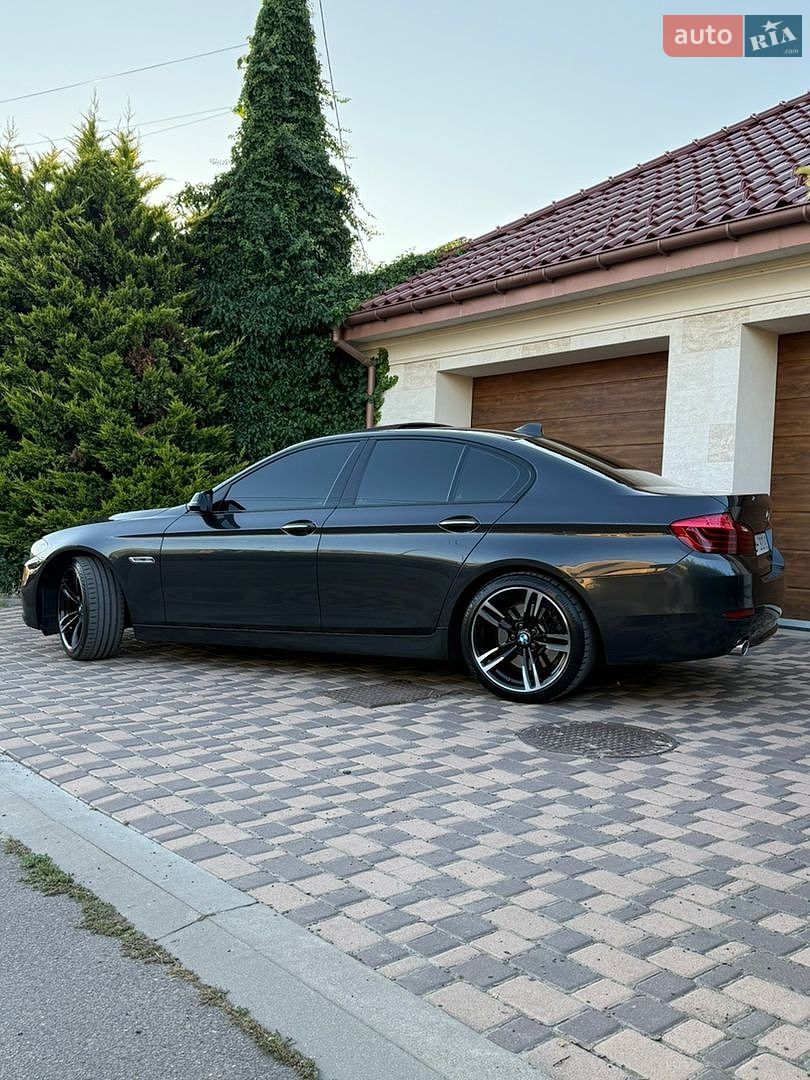BMW 5 Series 2016 VIN WBA5D51010G381013 фото оголошення 8 з 41