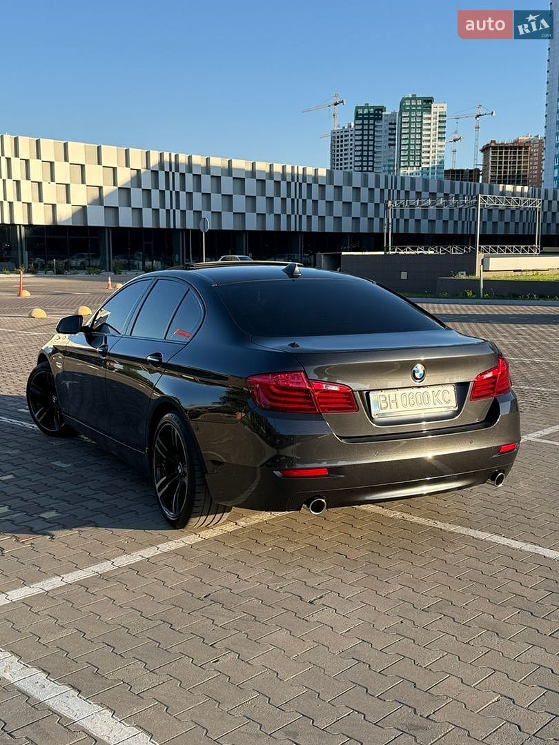 BMW 5 Series 2016 VIN WBA5D51010G381013 фото оголошення 13 з 41