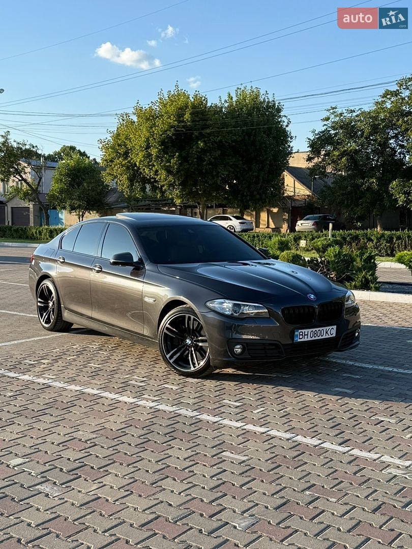 BMW 5 Series 2016 VIN WBA5D51010G381013 фото оголошення 14 з 41