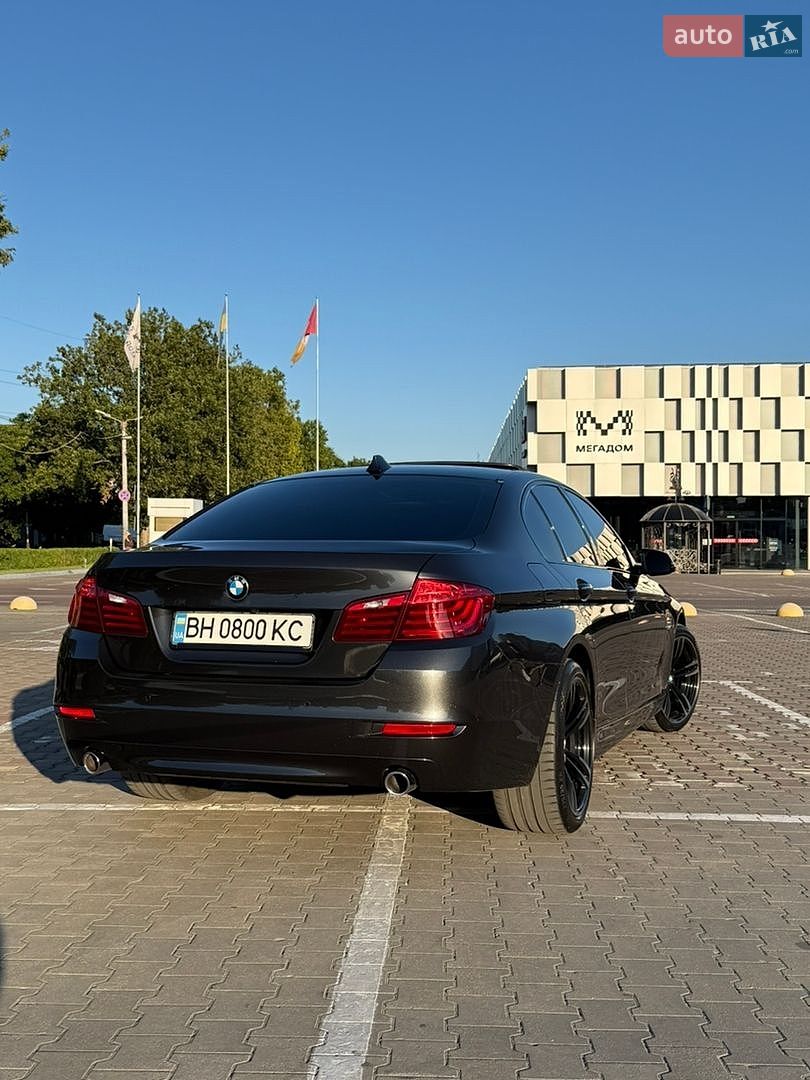 BMW 5 Series 2016 VIN WBA5D51010G381013 фото оголошення 15 з 41