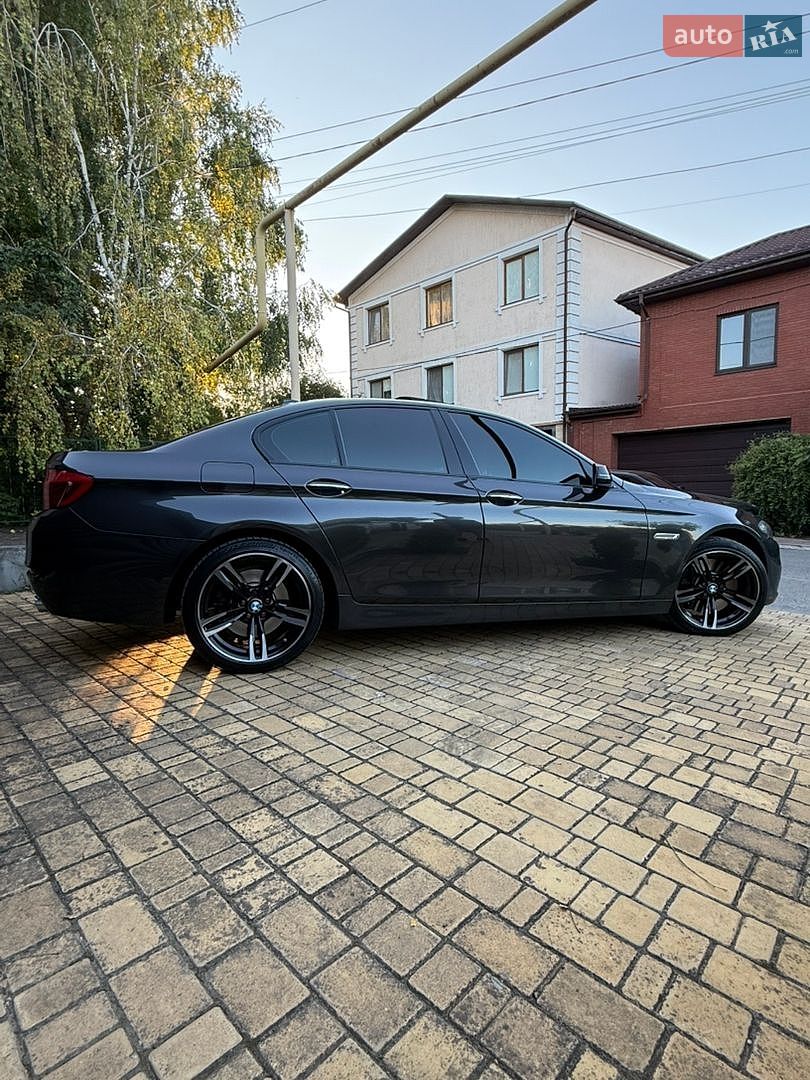 BMW 5 Series 2016 VIN WBA5D51010G381013 фото оголошення 23 з 41