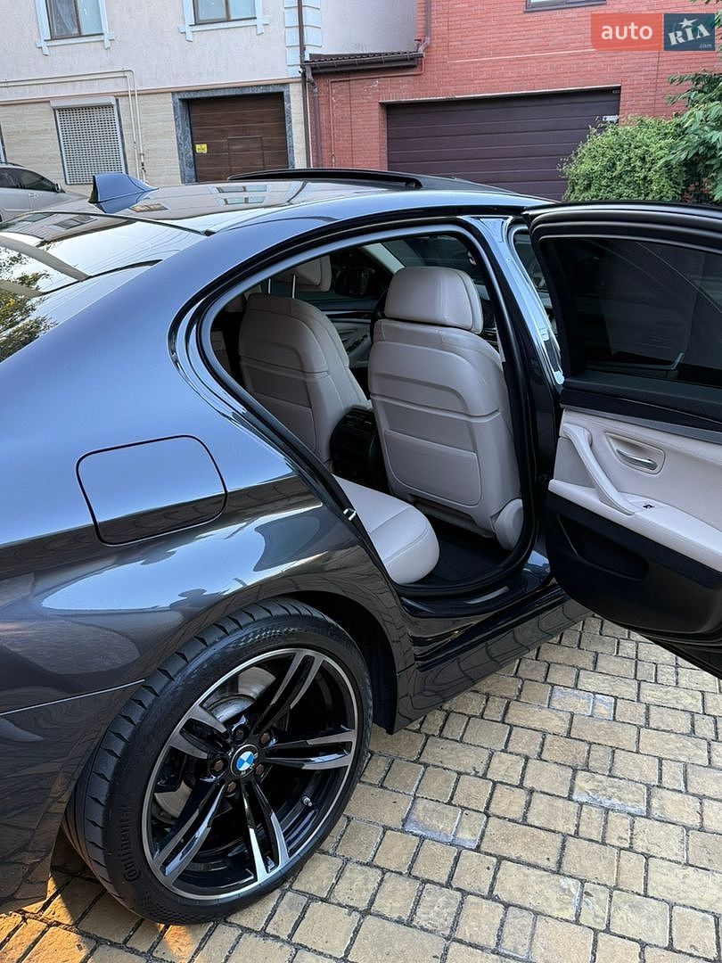BMW 5 Series 2016 VIN WBA5D51010G381013 фото оголошення 24 з 41