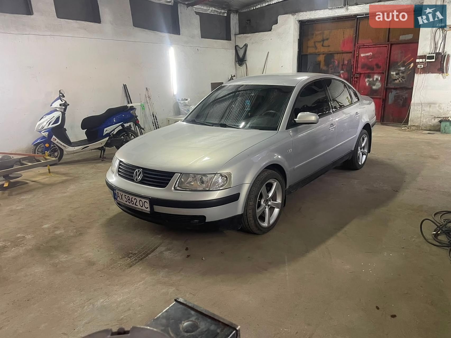 Volkswagen Passat 1998 VIN WVWZZZ3BZWE163527 фото оголошення 6 з 12