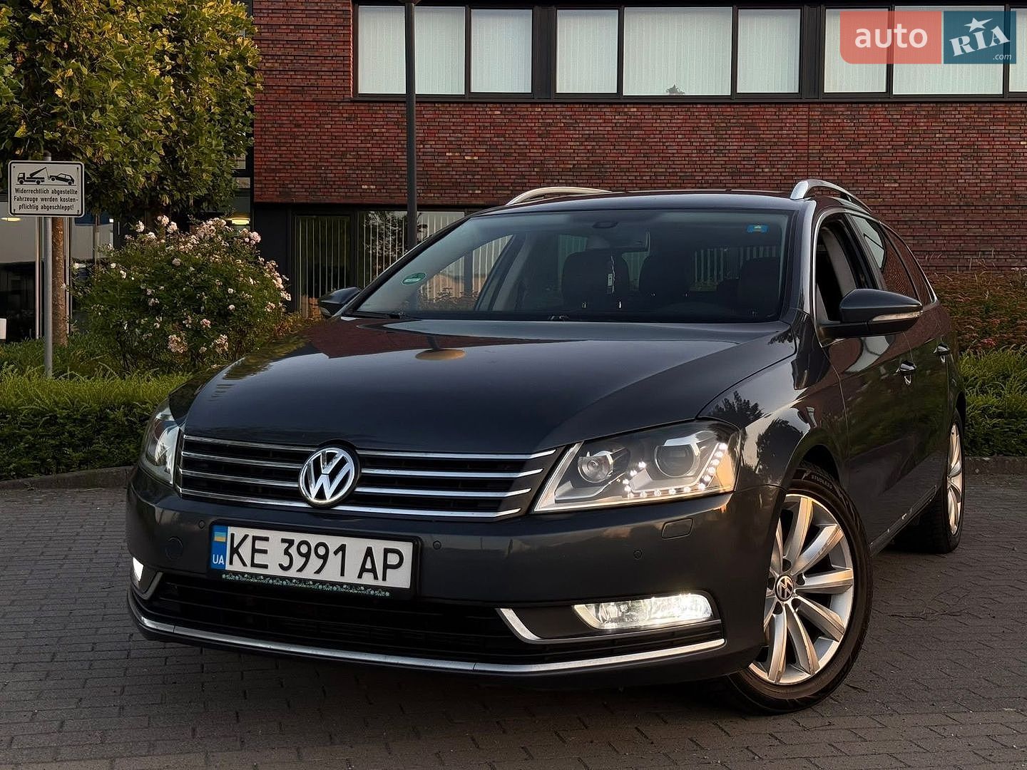 Volkswagen Passat 2011 VIN WVWZZZ3CZCE042479 фото оголошення 3 з 16