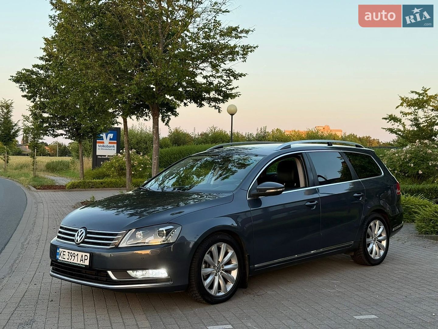 Volkswagen Passat 2011 VIN WVWZZZ3CZCE042479 фото оголошення 5 з 16