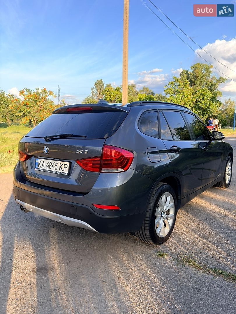 BMW X1 2013 VIN WBAVL1C59EVY19087 фото оголошення 7 з 24