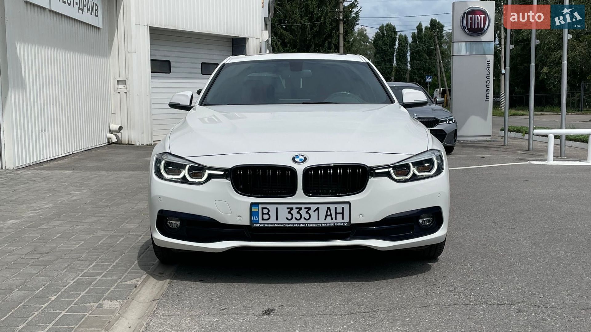 BMW 3 Series 2018 VIN WBA8E5C56JA506787 фото оголошення 2 з 28