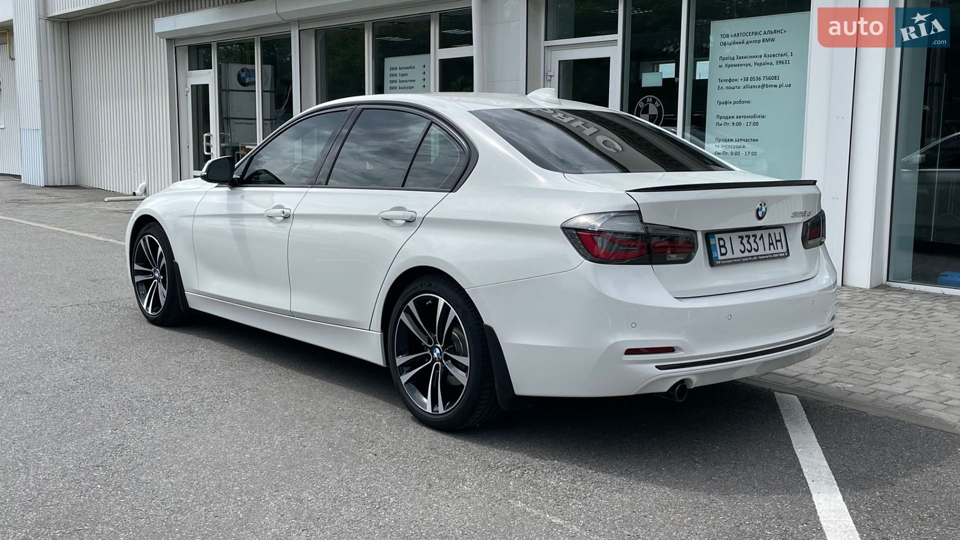 BMW 3 Series 2018 VIN WBA8E5C56JA506787 фото оголошення 5 з 28