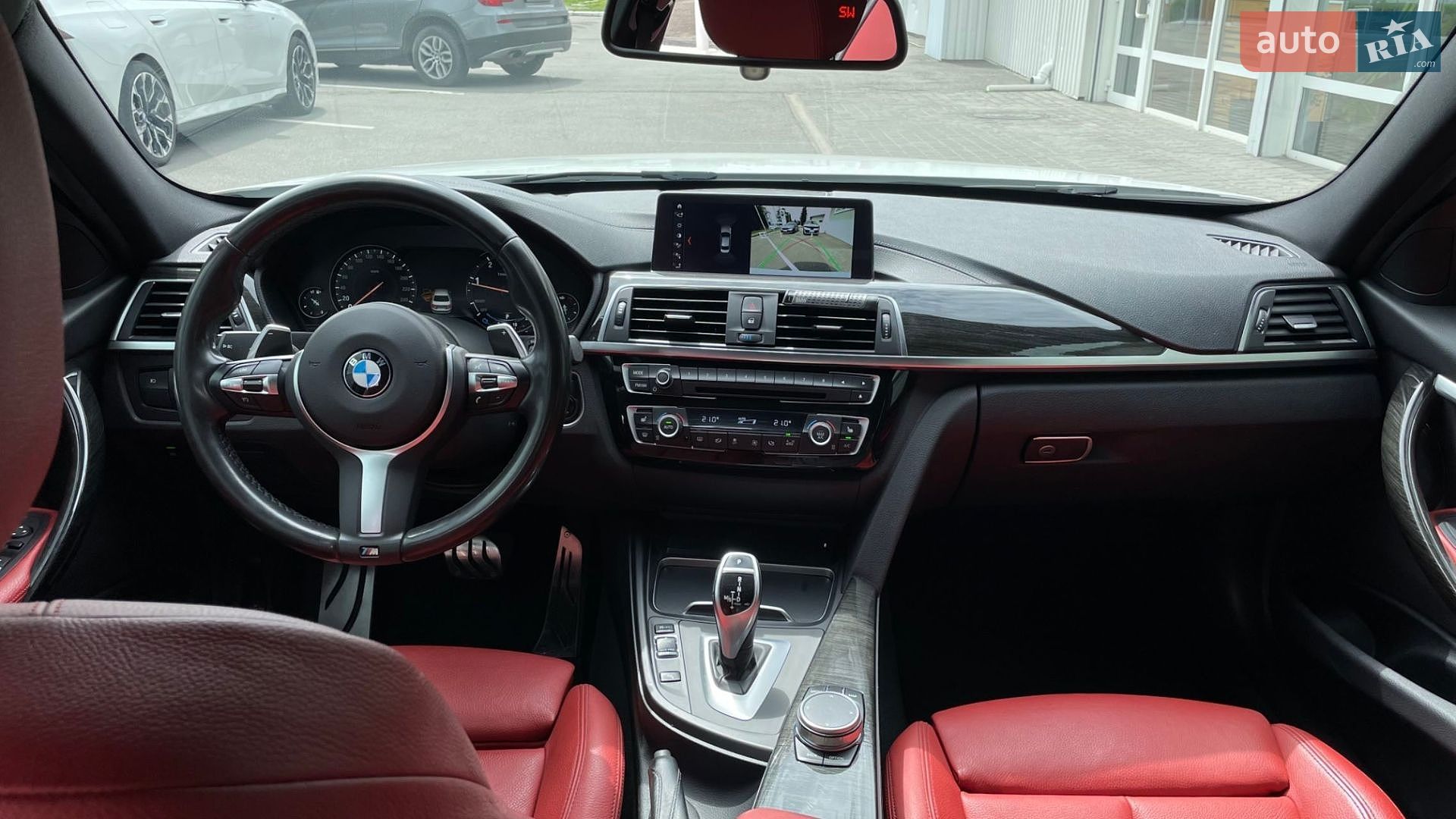 BMW 3 Series 2018 VIN WBA8E5C56JA506787 фото оголошення 12 з 28