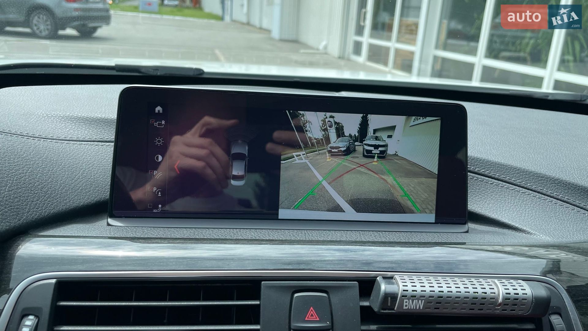 BMW 3 Series 2018 VIN WBA8E5C56JA506787 фото оголошення 21 з 28