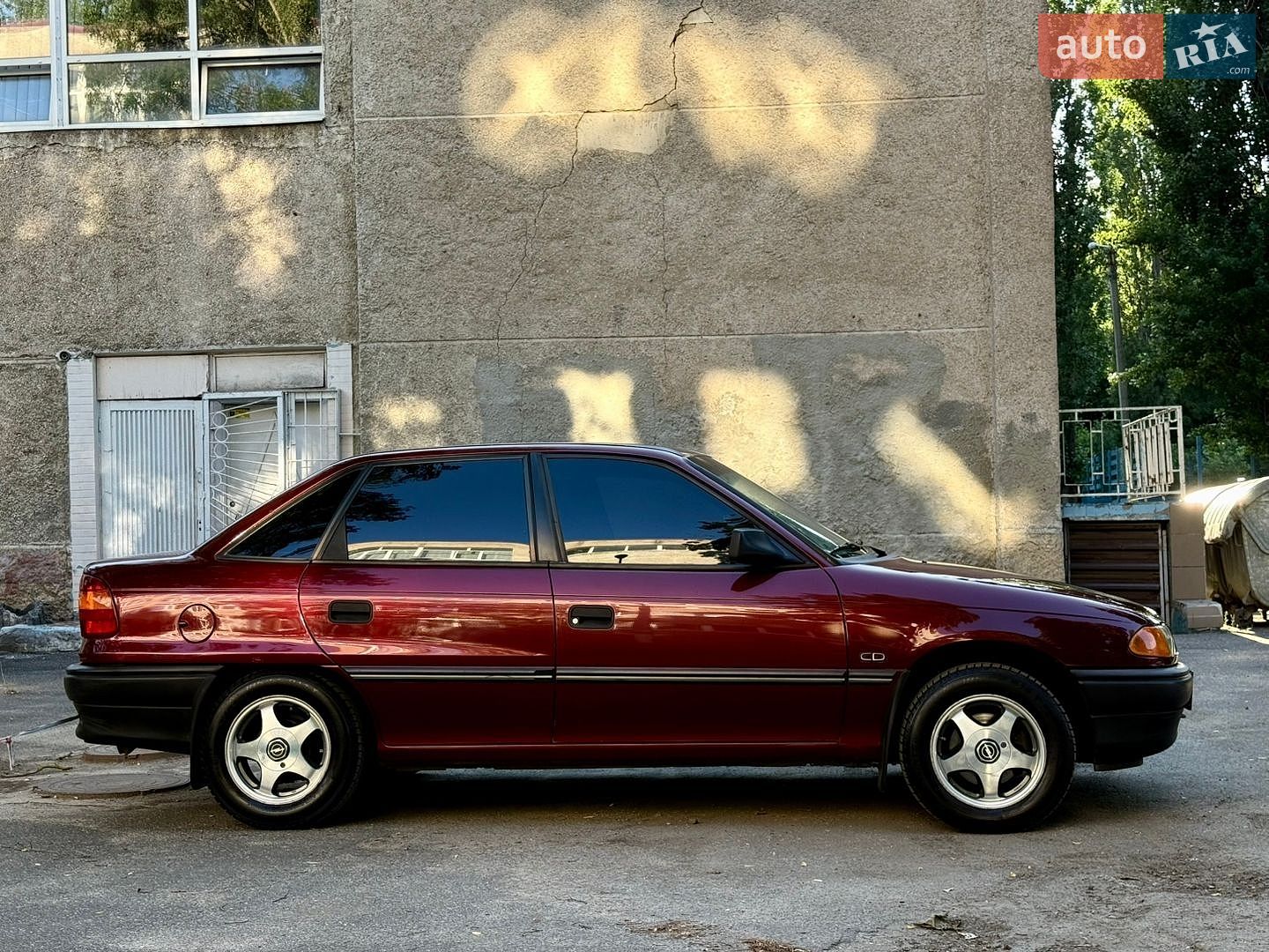 Opel Astra 1993 VIN W0L000057P5249287 фото оголошення 4 з 79