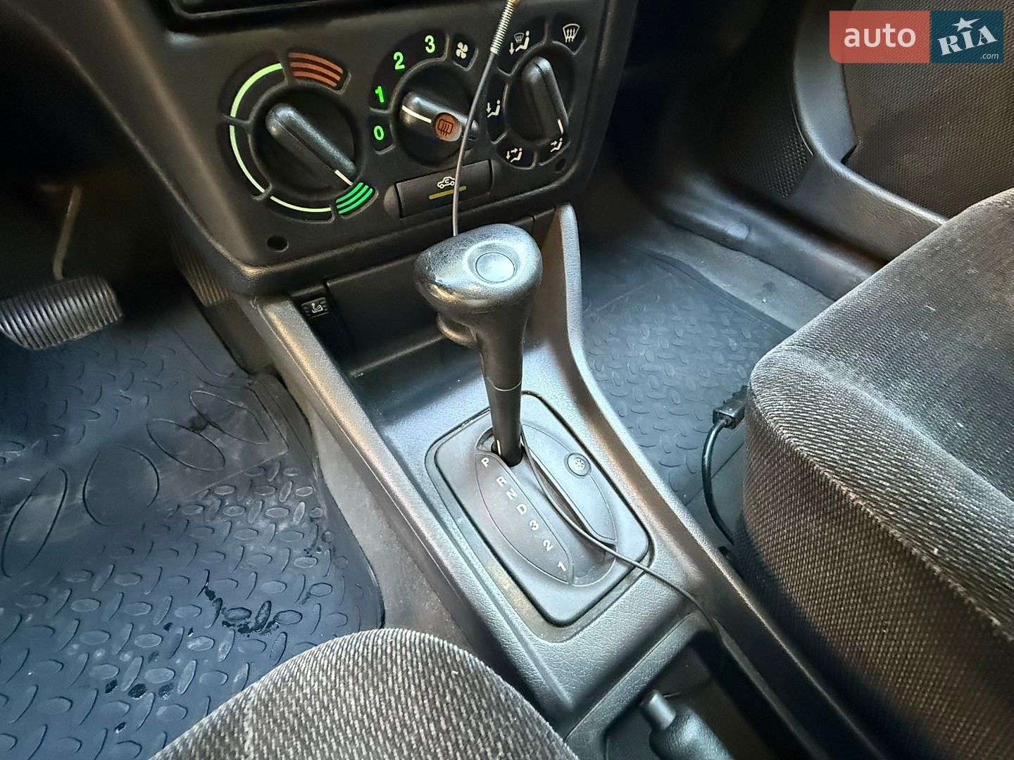 Opel Astra 1993 VIN W0L000057P5249287 фото оголошення 72 з 79