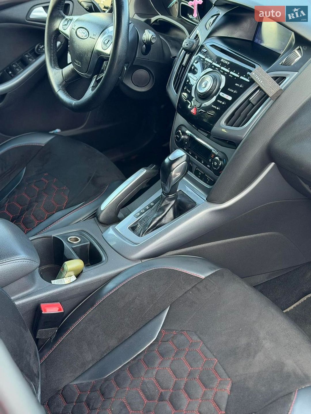 Ford Focus 2011 VIN WF0LXXGCBLBM83718 фото оголошення 14 з 17