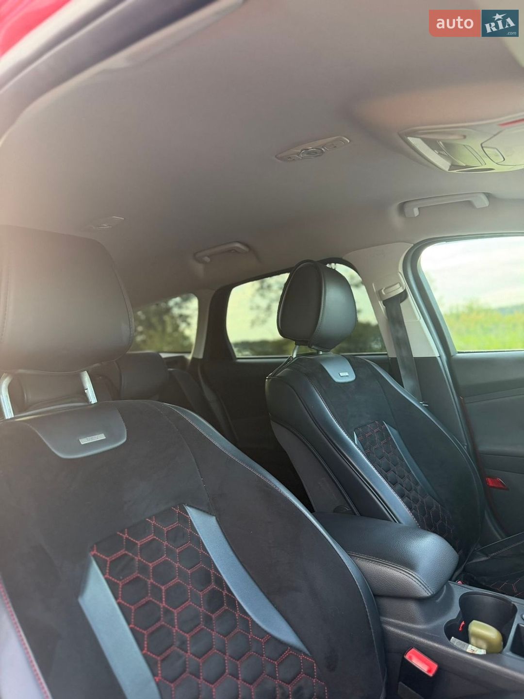 Ford Focus 2011 VIN WF0LXXGCBLBM83718 фото оголошення 16 з 17