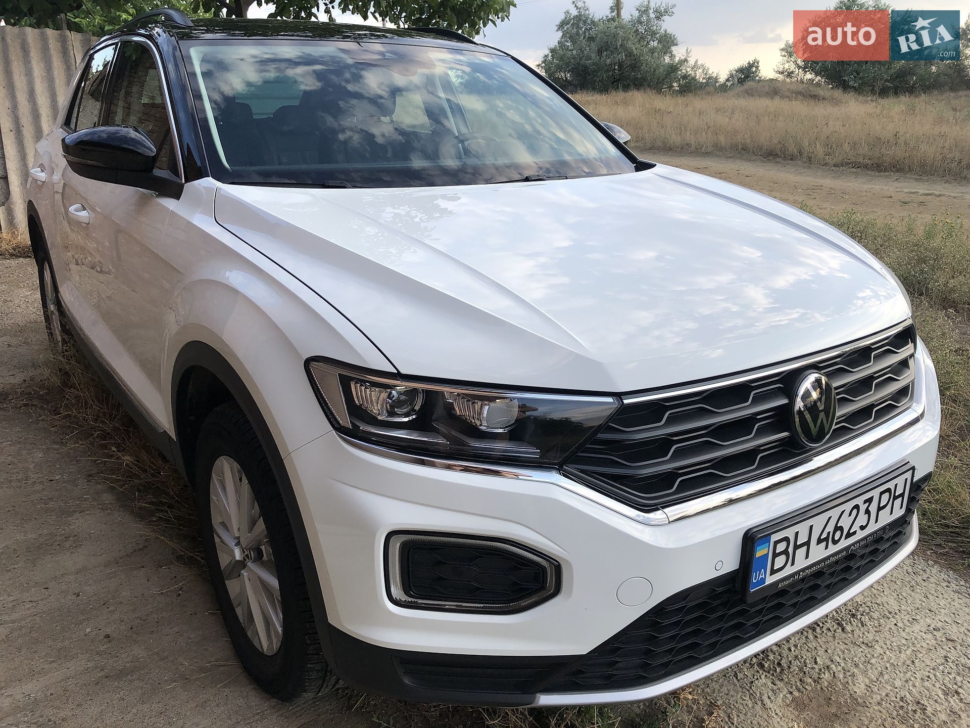 Volkswagen T-Roc 2021 VIN WVGZZZA1ZNV038484 фото оголошення 6 з 31