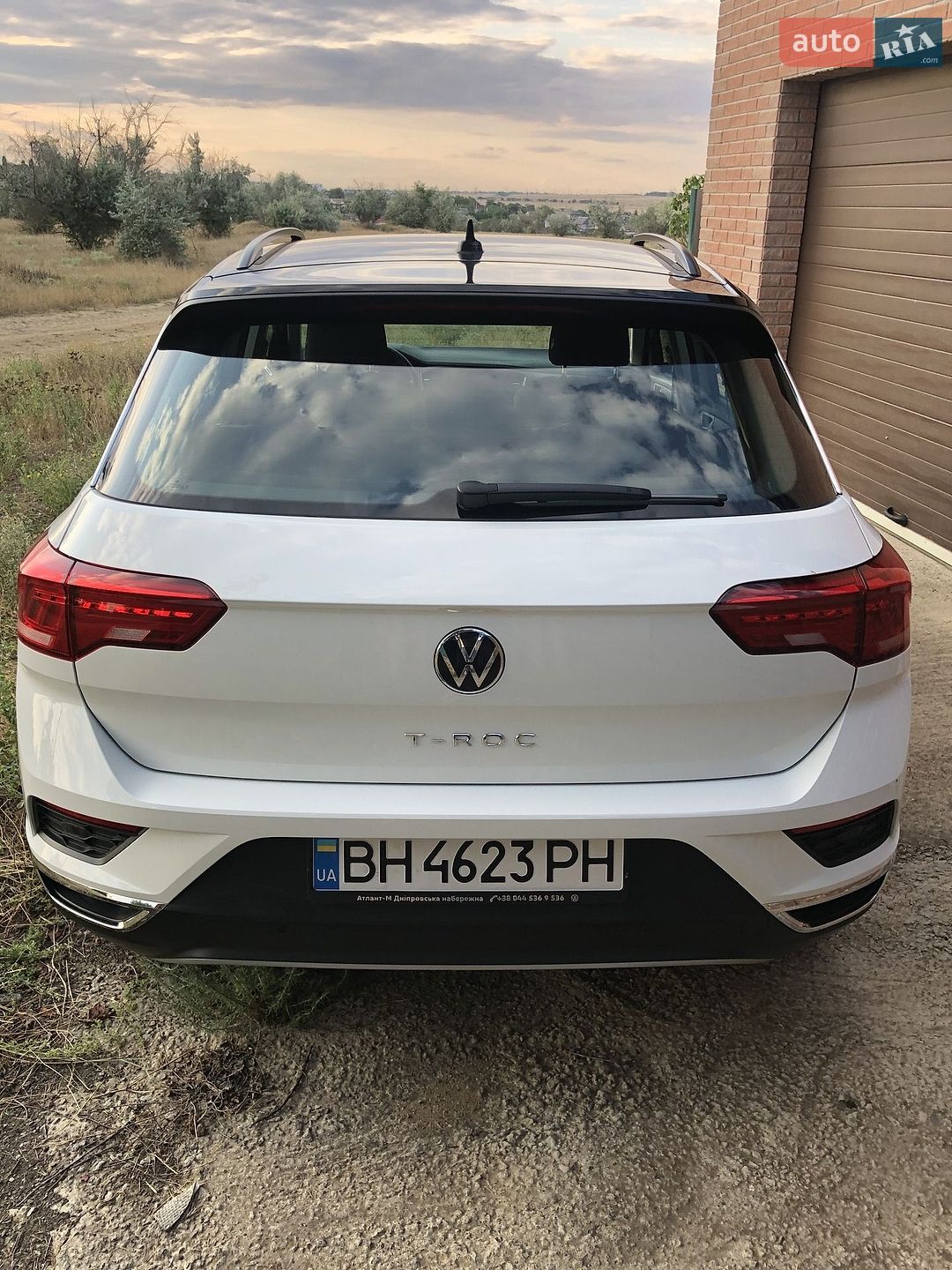Volkswagen T-Roc 2021 VIN WVGZZZA1ZNV038484 фото оголошення 10 з 31