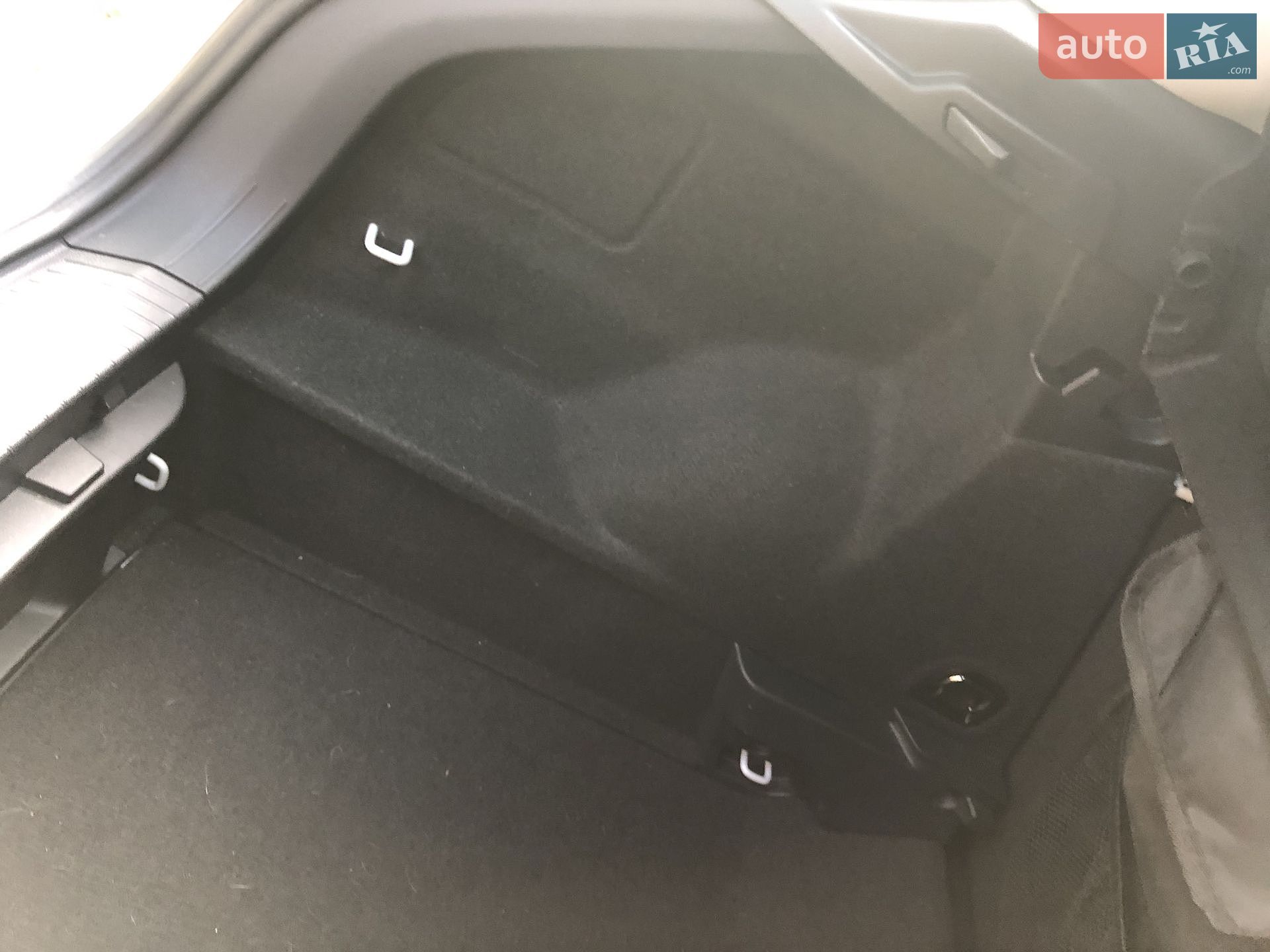 Volkswagen T-Roc 2021 VIN WVGZZZA1ZNV038484 фото оголошення 22 з 31