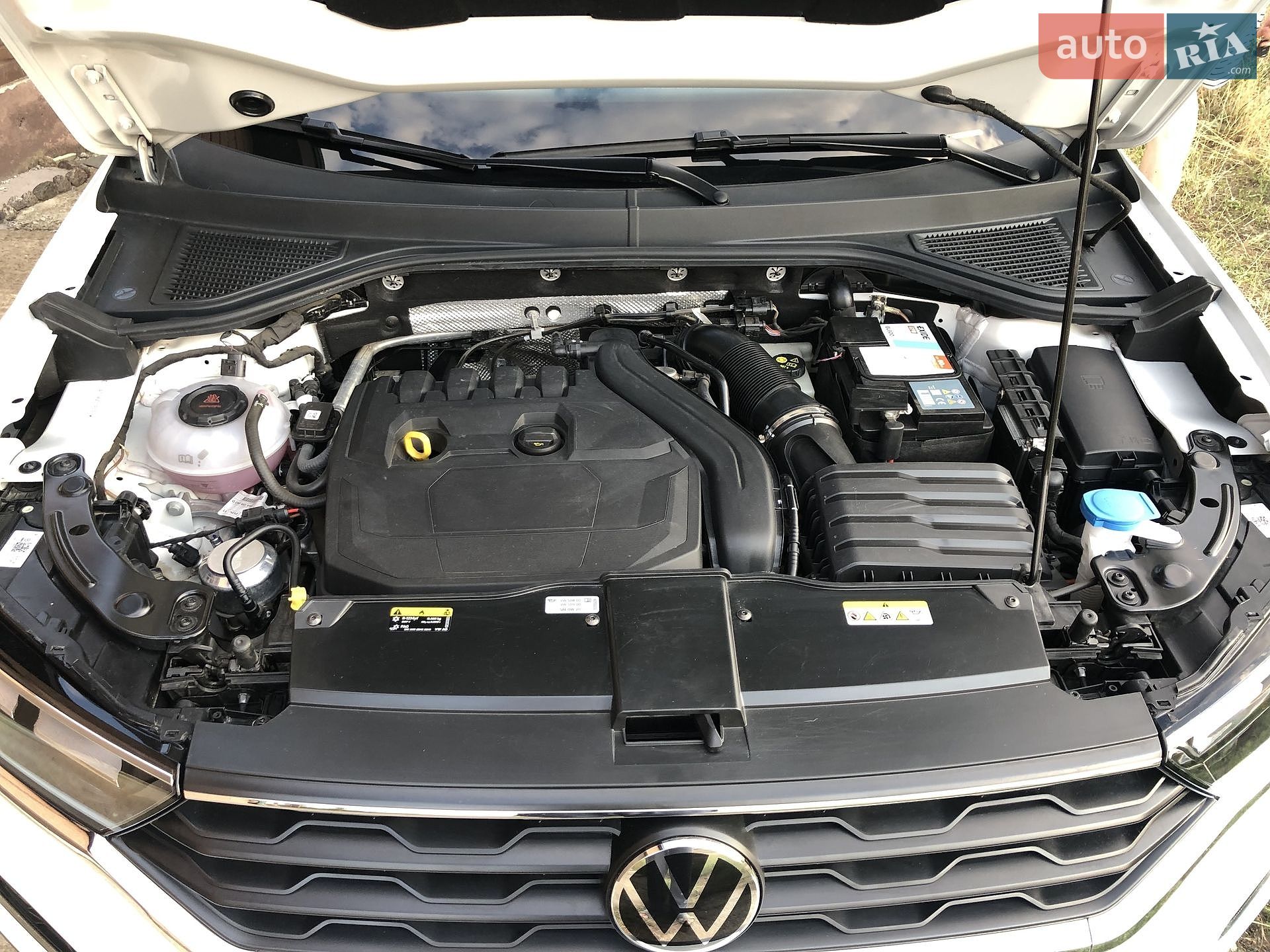 Volkswagen T-Roc 2021 VIN WVGZZZA1ZNV038484 фото оголошення 29 з 31