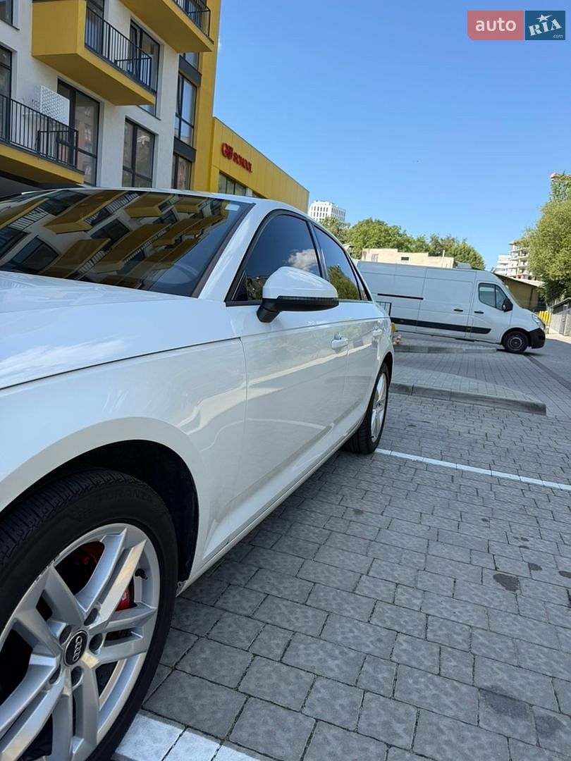 Audi A4 2016 VIN WAUGNAF49HN055669 фото оголошення 19 з 48