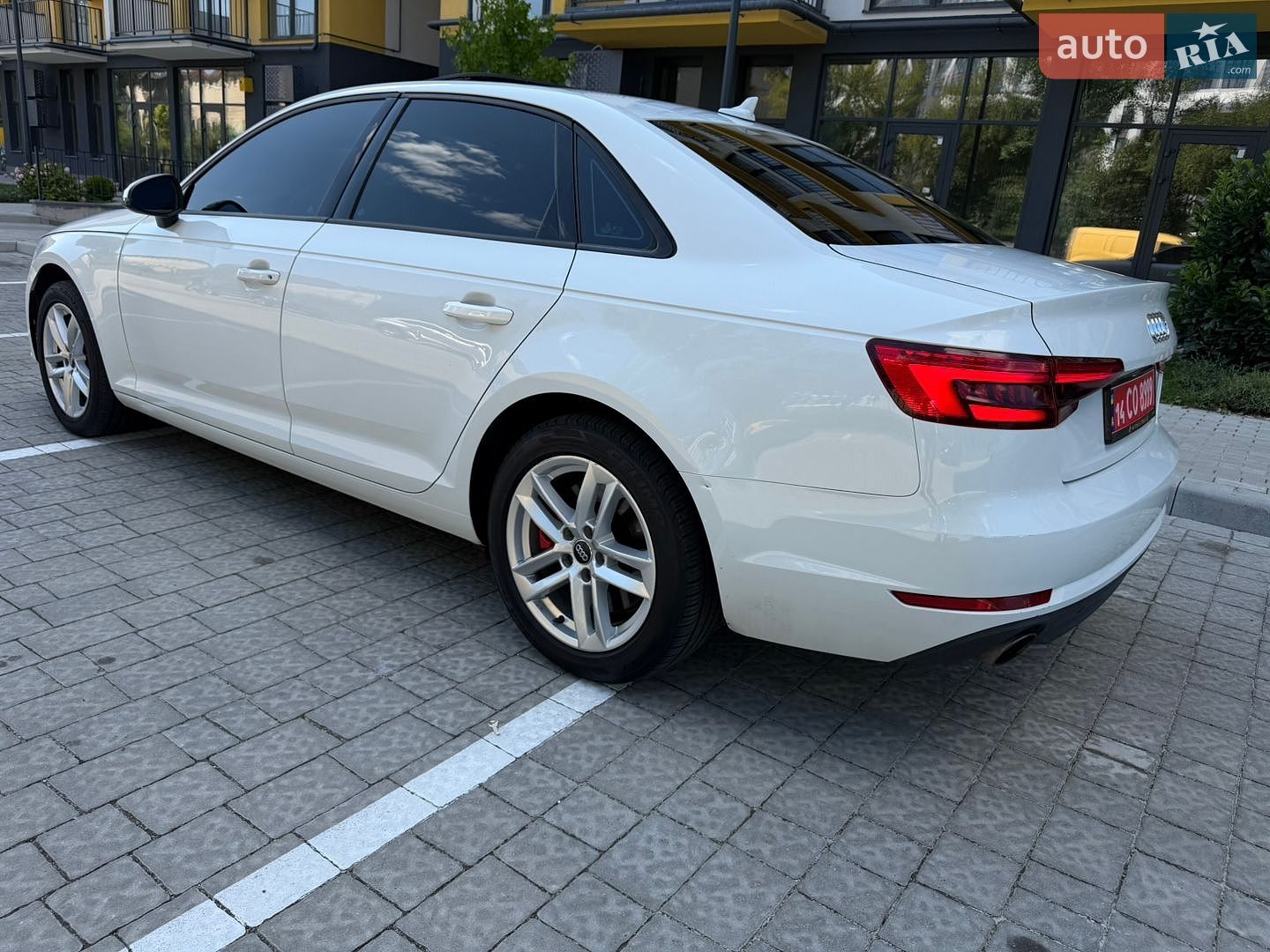 Audi A4 2016 VIN WAUGNAF49HN055669 фото оголошення 24 з 48