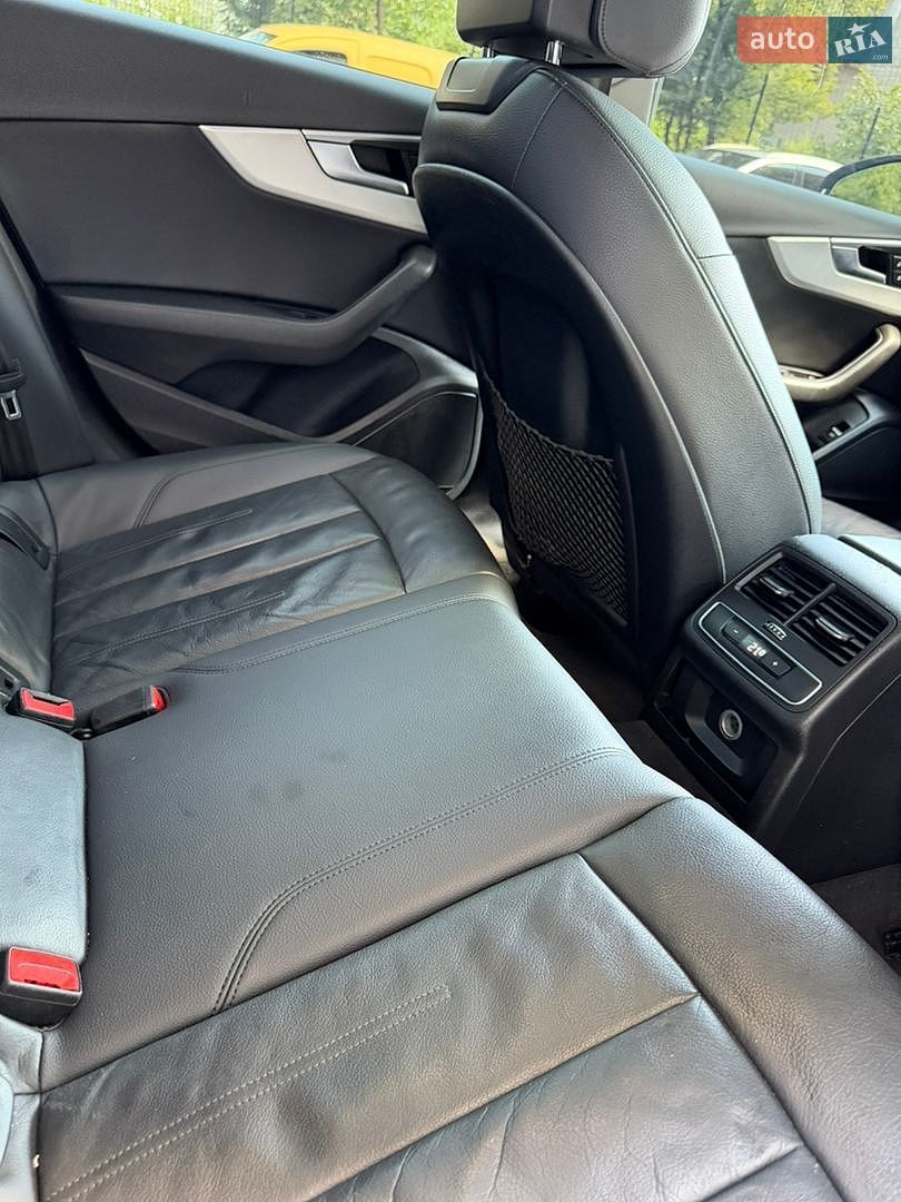 Audi A4 2016 VIN WAUGNAF49HN055669 фото оголошення 32 з 48