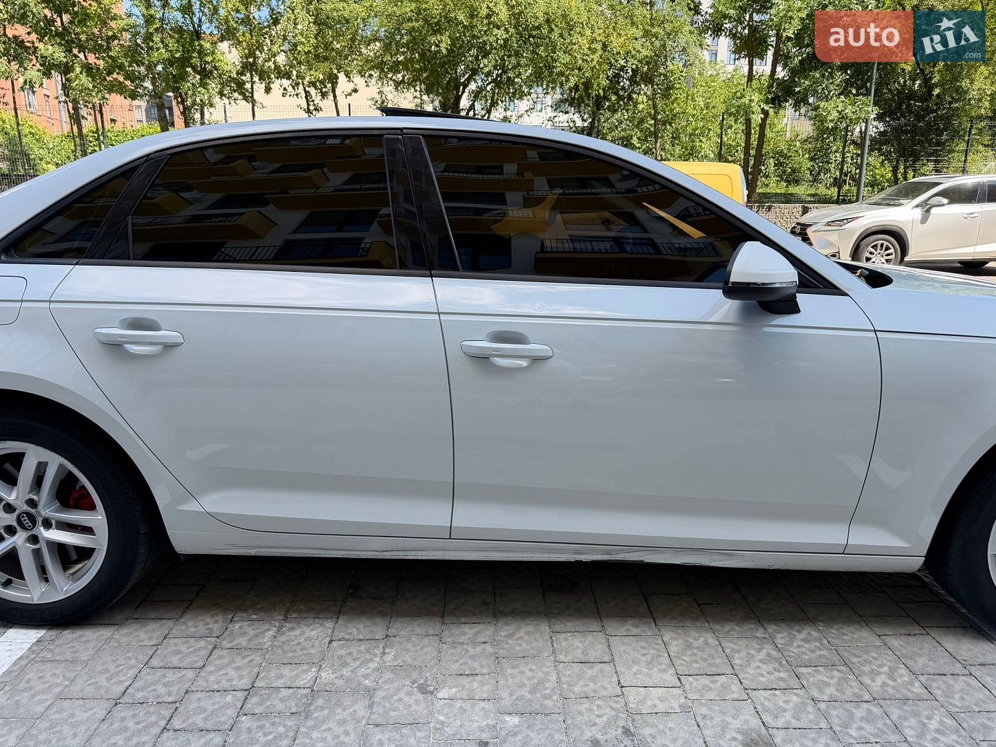 Audi A4 2016 VIN WAUGNAF49HN055669 фото оголошення 34 з 48