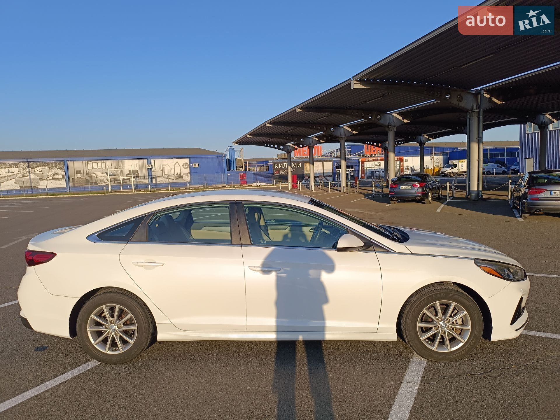Hyundai Sonata 2017 VIN 5NPE24AF9JH606458 фото оголошення 2 з 19