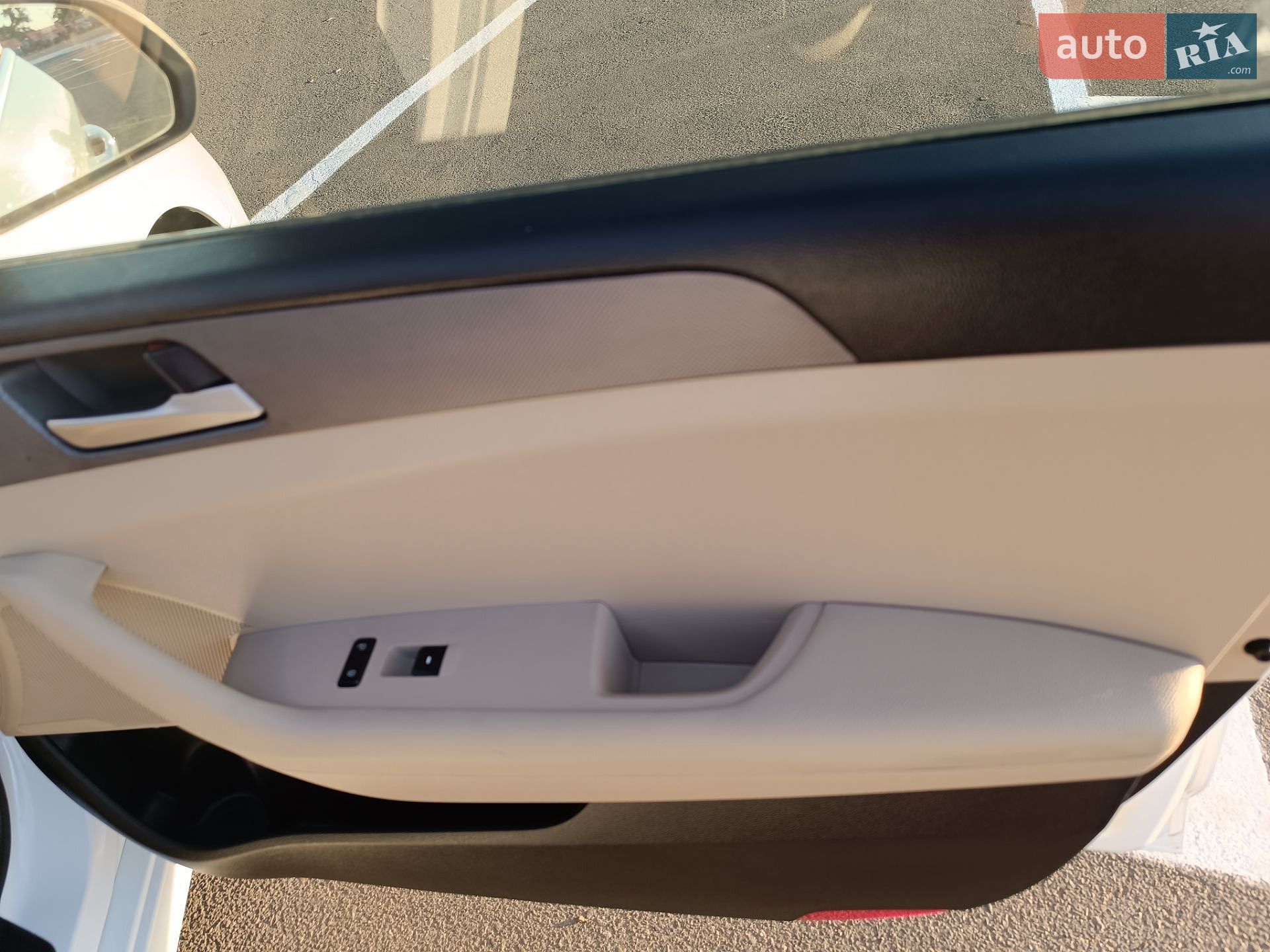 Hyundai Sonata 2017 VIN 5NPE24AF9JH606458 фото оголошення 9 з 19