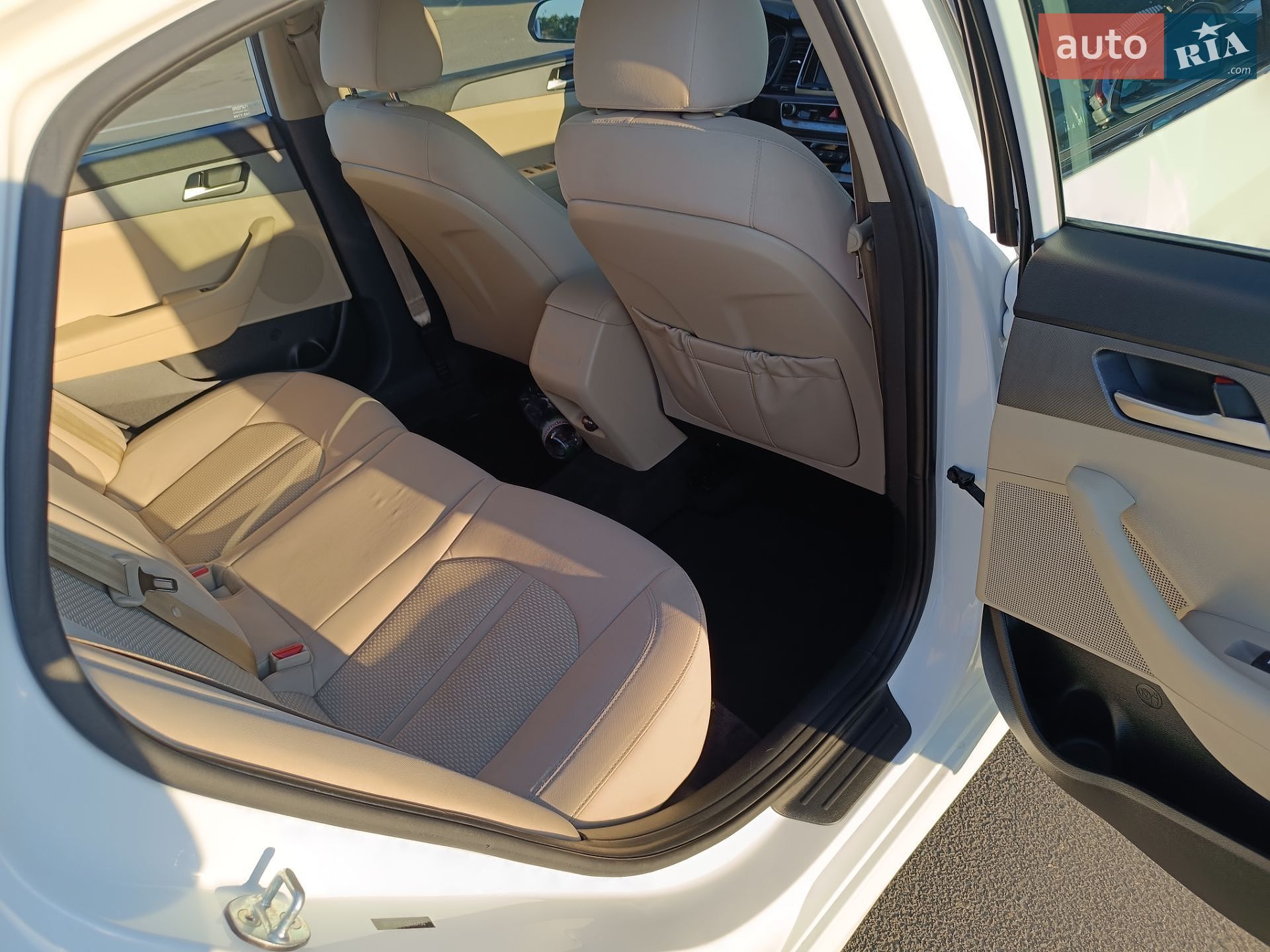 Hyundai Sonata 2017 VIN 5NPE24AF9JH606458 фото оголошення 16 з 19